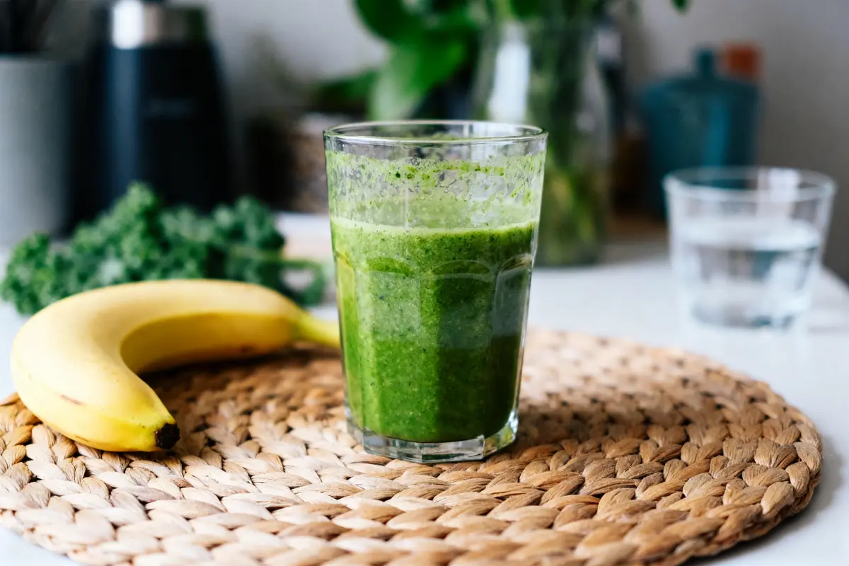 Smoothie vert facile, détox &amp; survitaminé : Recette express