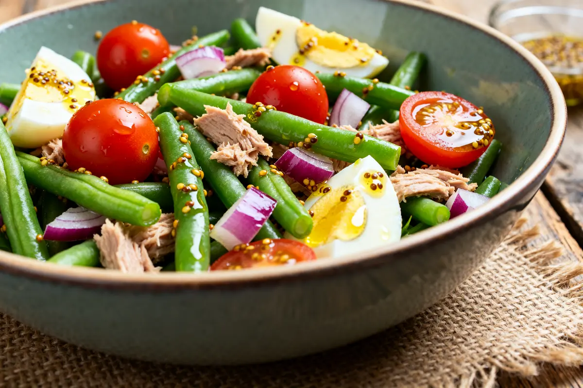 Salade de haricots verts : recette fraîcheur tomates &amp; thon
