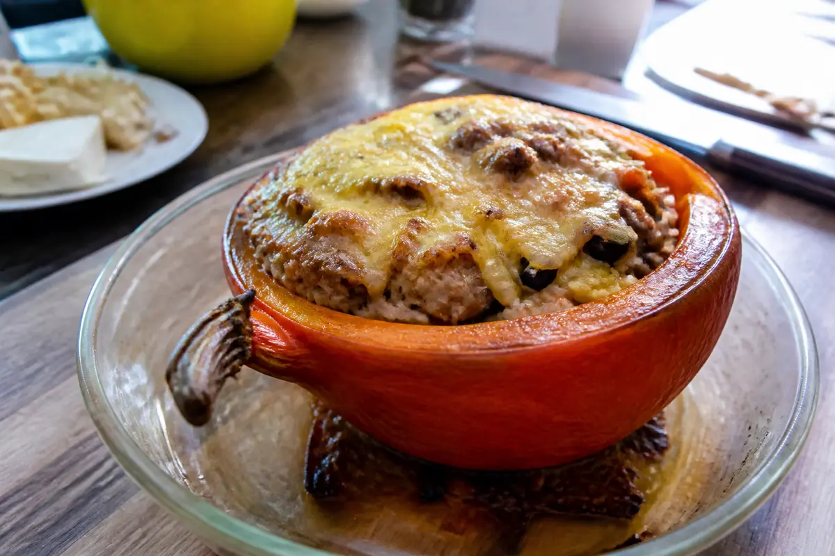 Courge farcie : recettes savoureuses aux lardons et fromage